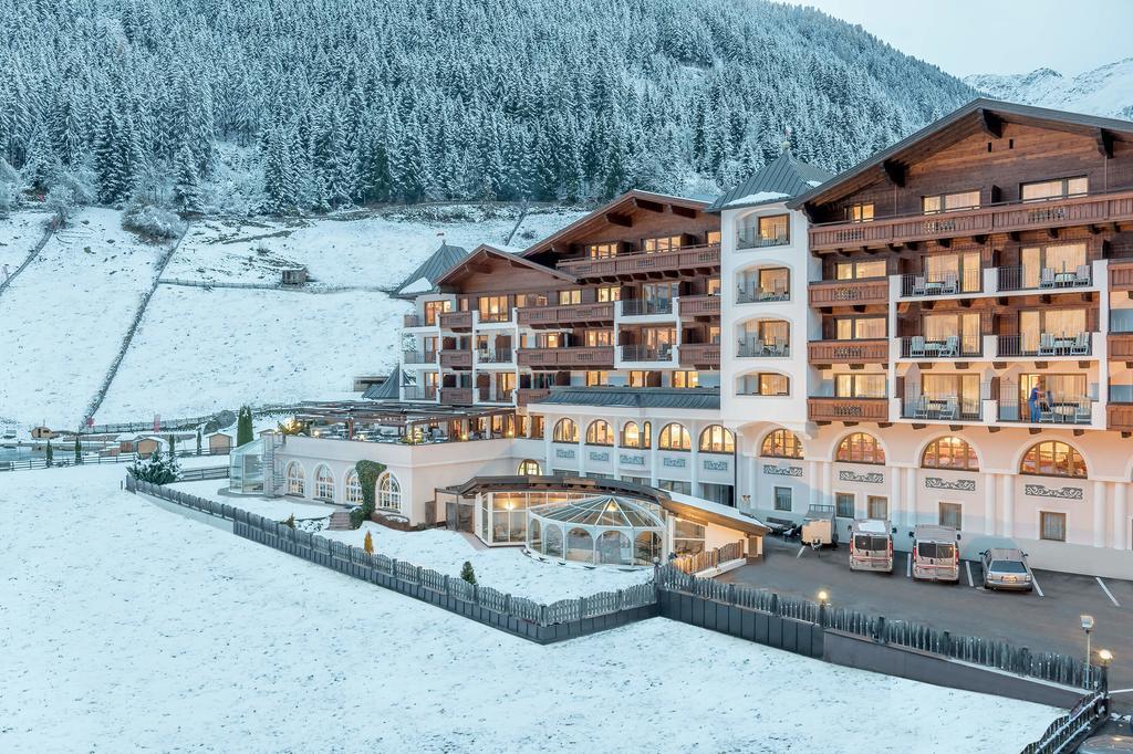 Wellness & Relax Hotel Milderer Hof Neustift im Stubaital Esterno foto